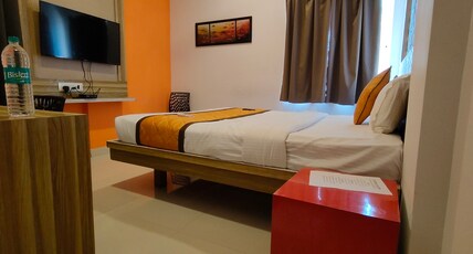 Hotel Dhruv Palace Room Type - Deluxe Room