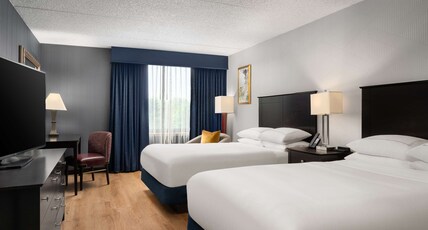 DoubleTree by Hilton Hartford - Bradley Airport Room Type - 2 DOUBLE BEDS NONSMOKING