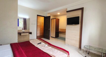 Hotel Veer Residency Room Type - DELUXE ROOM