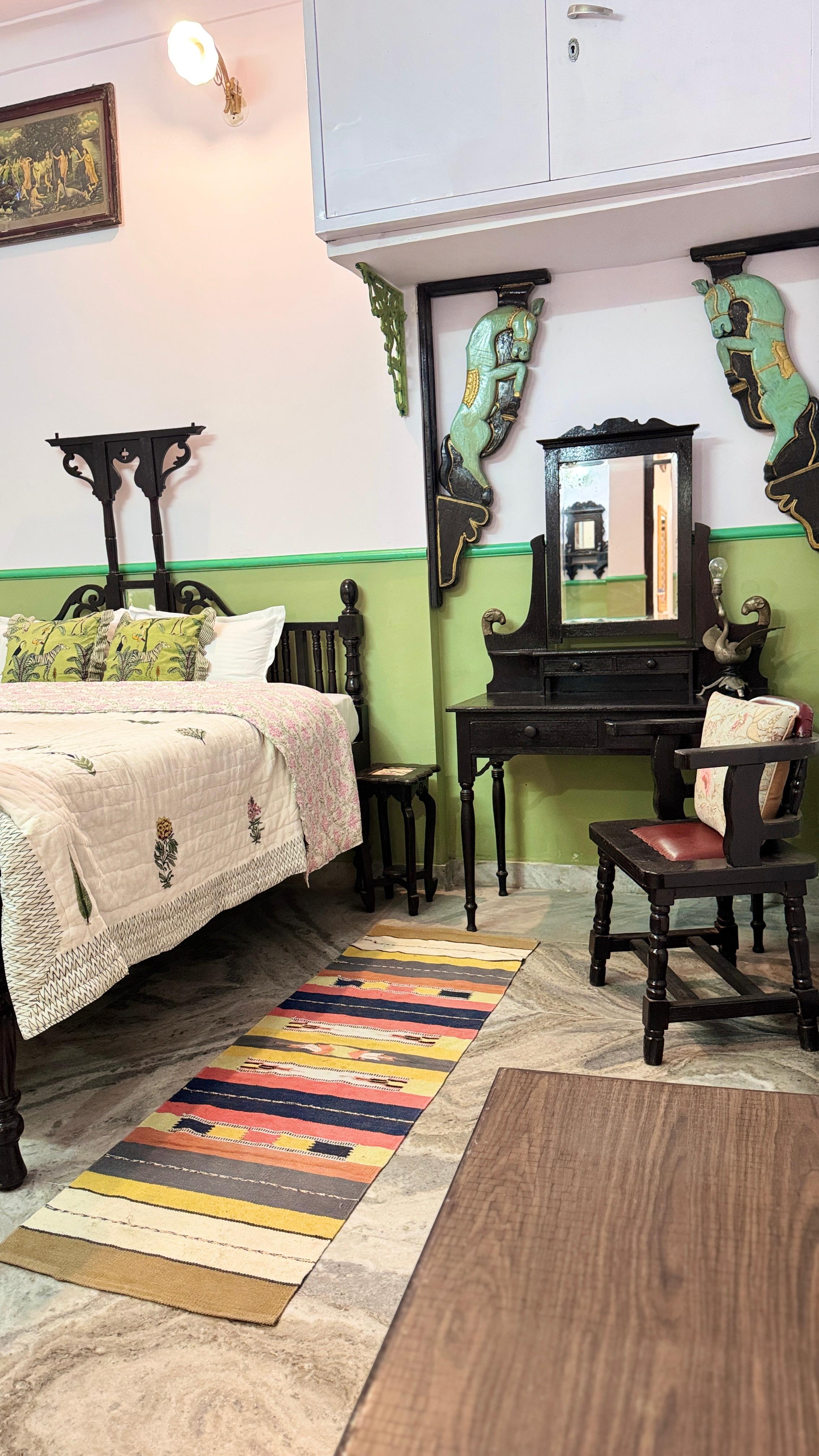 Traditional Heritage 3BHK Entire Lasani Homestay - Tap to explore photos