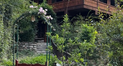 Kailasha-The Himalayan Village Resort Room Type - Shoron-Double bedroom