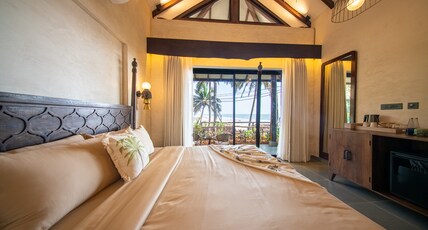 The Earth-Maison Ocean Beach Resort Room Type - Coastal Cottages