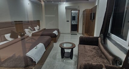 Hotel Jai Raghu Shiv Room Type - SUPERIOR DELUXE ROOM