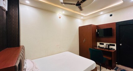 Hotel Dev International Room Type - Standard Non Ac