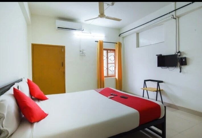 Delma Residency - Tap to explore photos