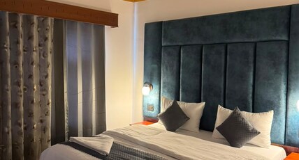 Hotel The Mala Room Type - Queen Bed Room with Mountain View