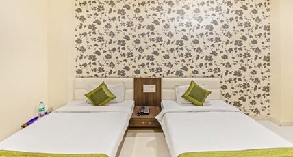 Hotel Shree Aaradhy Room Type - Deluxe Twin Room