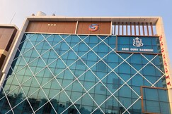 SREE GURU SANNIDHI ( A BUDGET LUXURY LODGE)