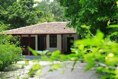 Marari Azhiyakathu Homestay