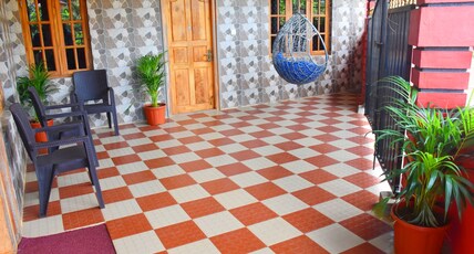 Holidayincoorg Royal Mansion Room Type - Standard Room