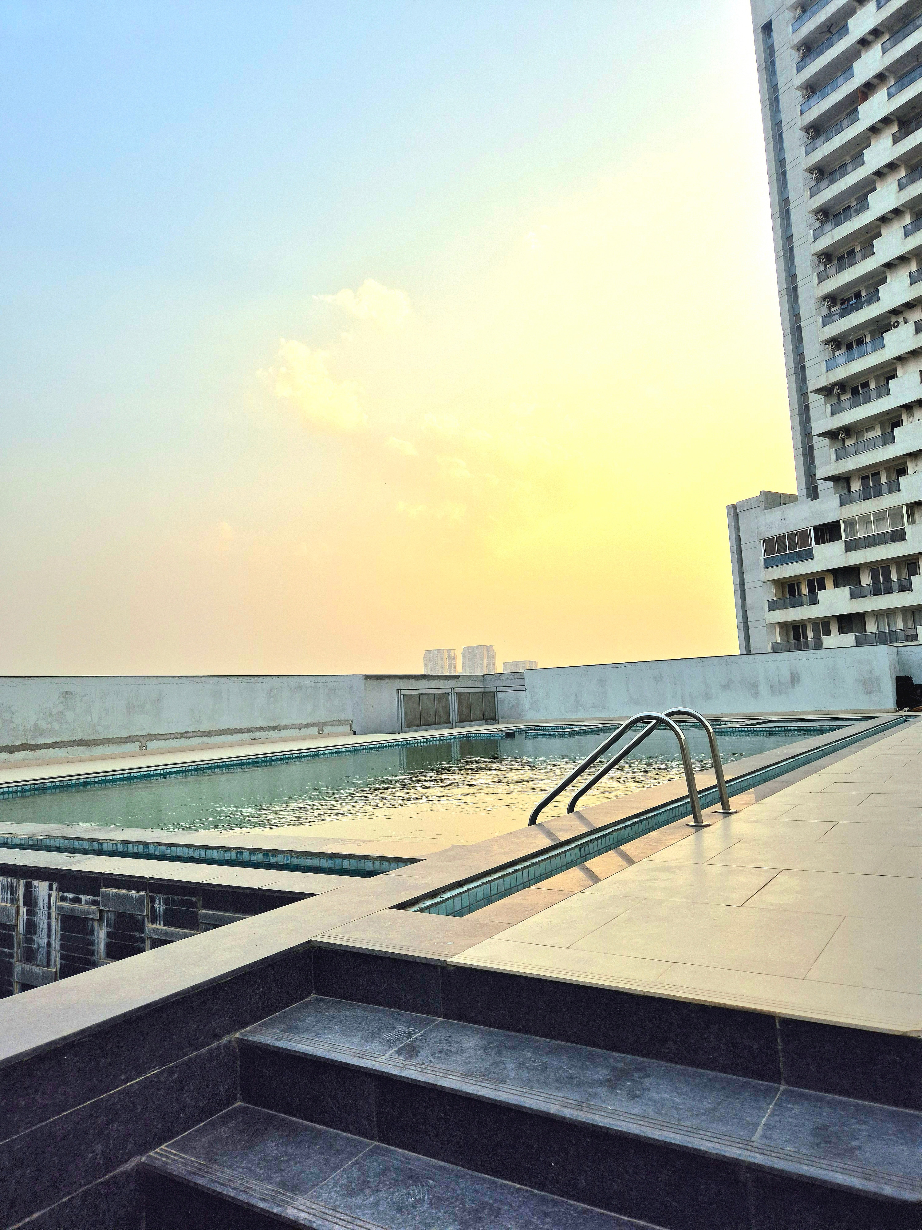 1BHK Gurugram Dwarka Expressway - Tap to explore photos