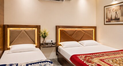 Shri Mangal Palace Room Type - Deluxe Room with Air Conditioning