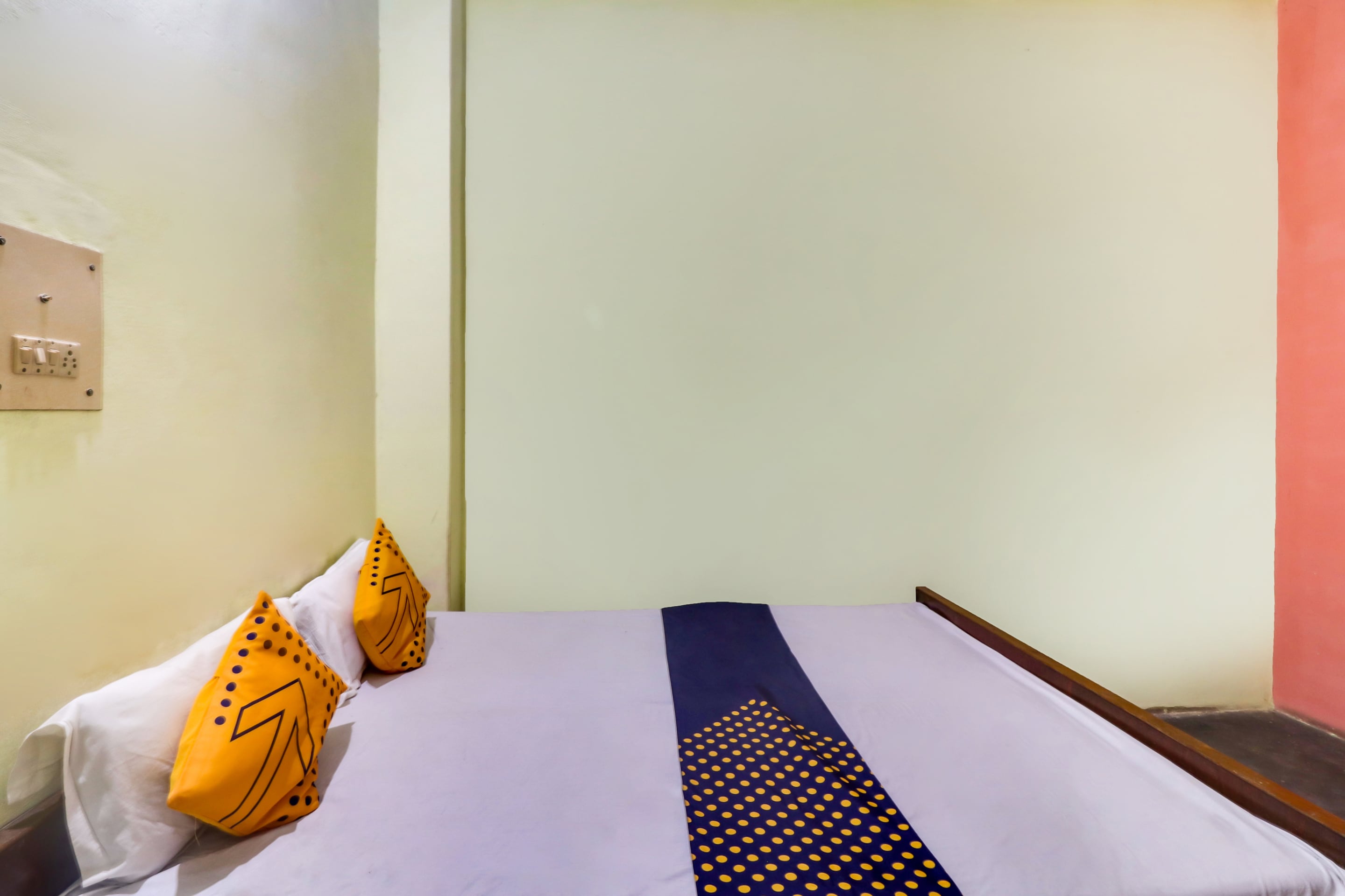 SPOT ON Mishra Guest House - Tap to explore photos