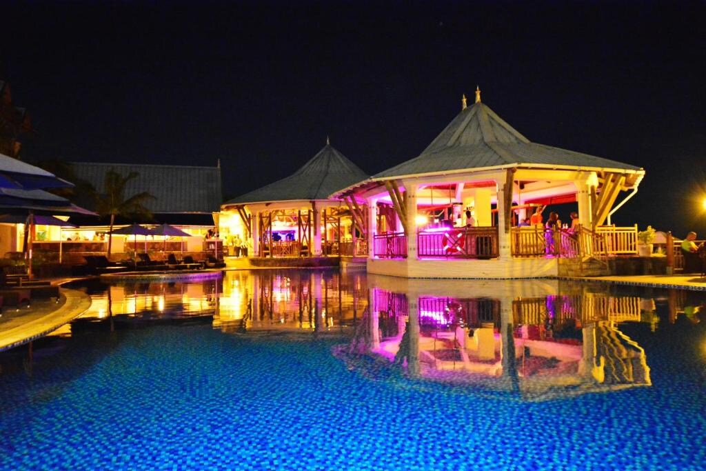 Pearle Beach Resort & Spa - Tap to explore photos