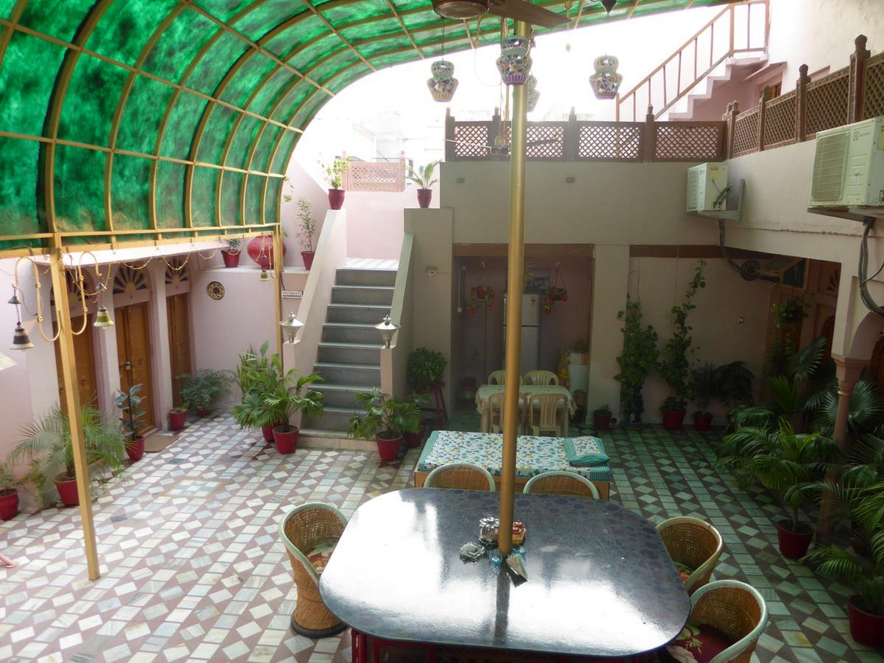Hotel Tanisha Heritage Haweli - Tap to explore photos