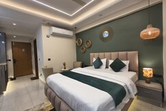 CozyCo Stays, lucknow