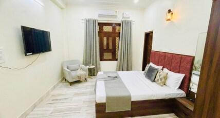 Omaya Kashi Room Type - Luxury Private Room