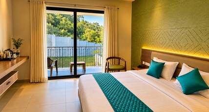 Nakshathra Suites Room Type - Executive Garden View Room With Balcony