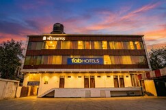 FabHotel Neelkanth