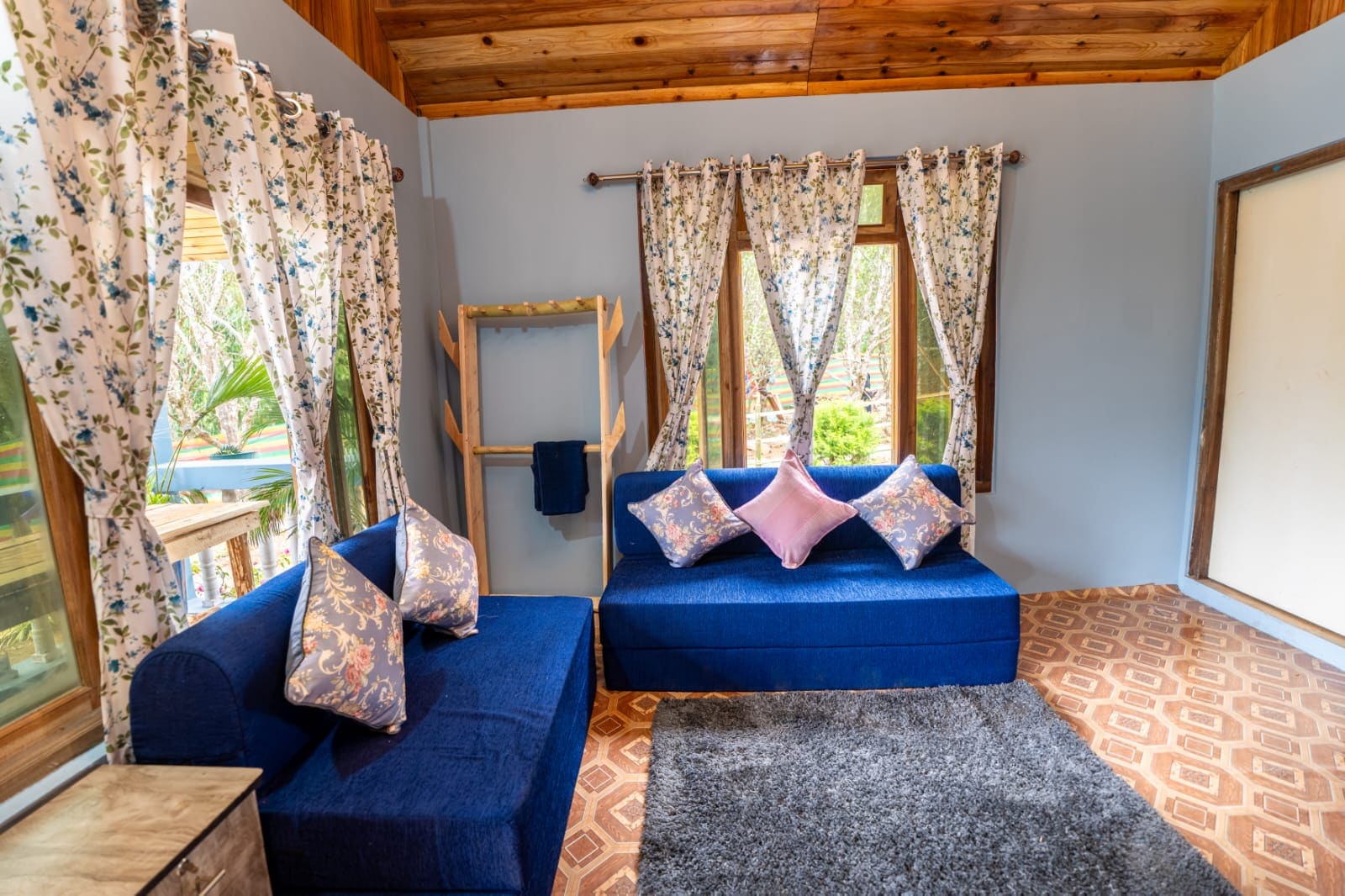Monratino The Orange Farmstay - Tap to explore photos