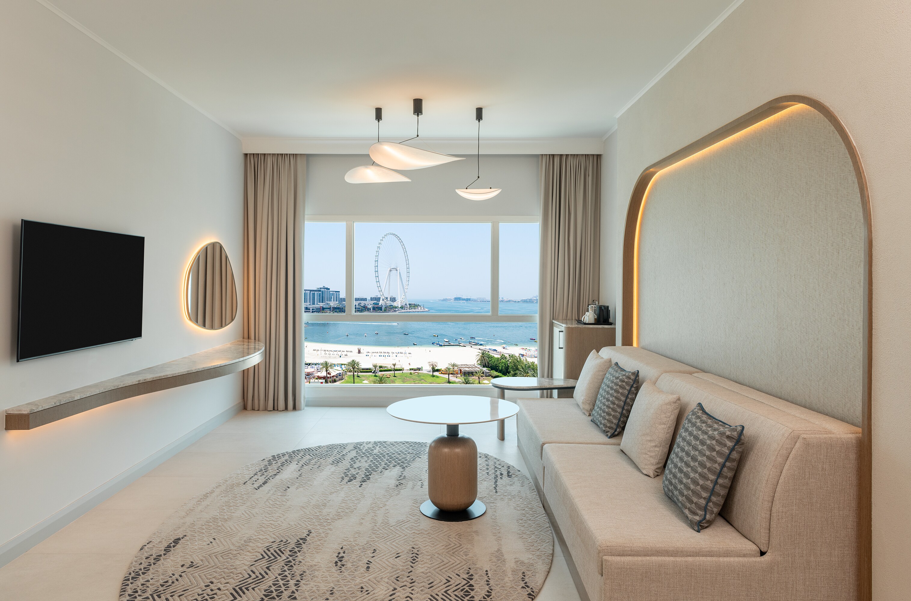 Sheraton Jumeirah Beach Resort - Tap to explore photos