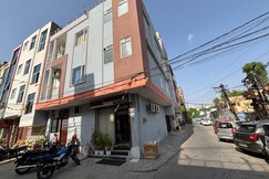 Hotel Lakhdatar Palace Jaipur