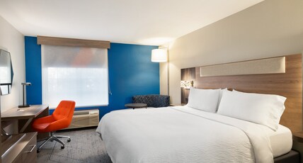 Holiday Inn Express Washington, an IHG Hotel Room Type - 1 King Standard