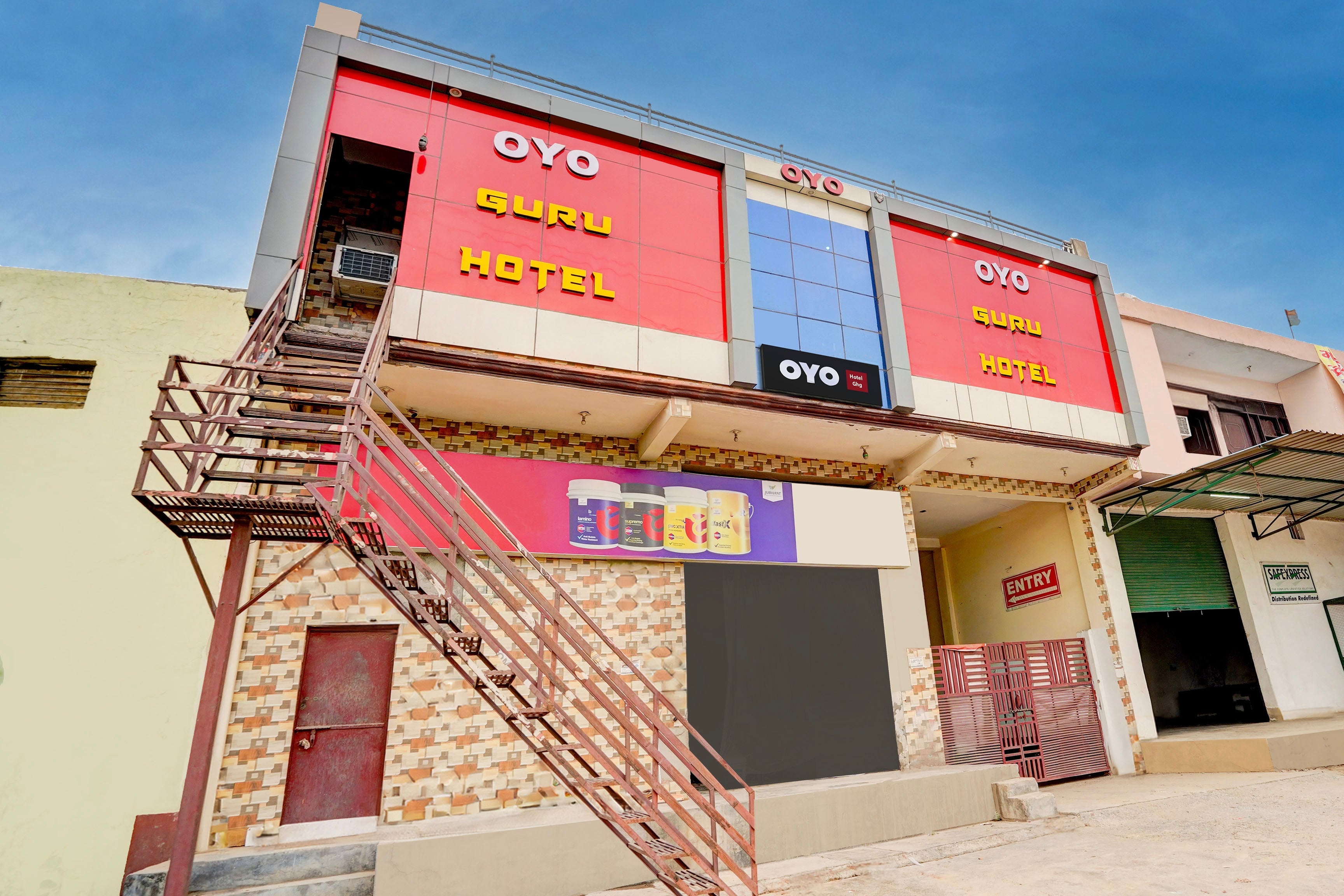 Hotel O GURU HOTEL - Tap to explore photos