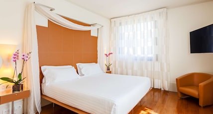 Hilton Garden Inn Florence Novoli Room Type - KING JUNIOR SUITE