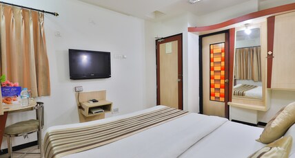 Hotel Ever Krishna  Room Type - Superior Room
