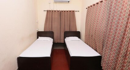 FINESTAYS SHANTI PRIYA Room Type - Standard Non-AC Shared Bathroom