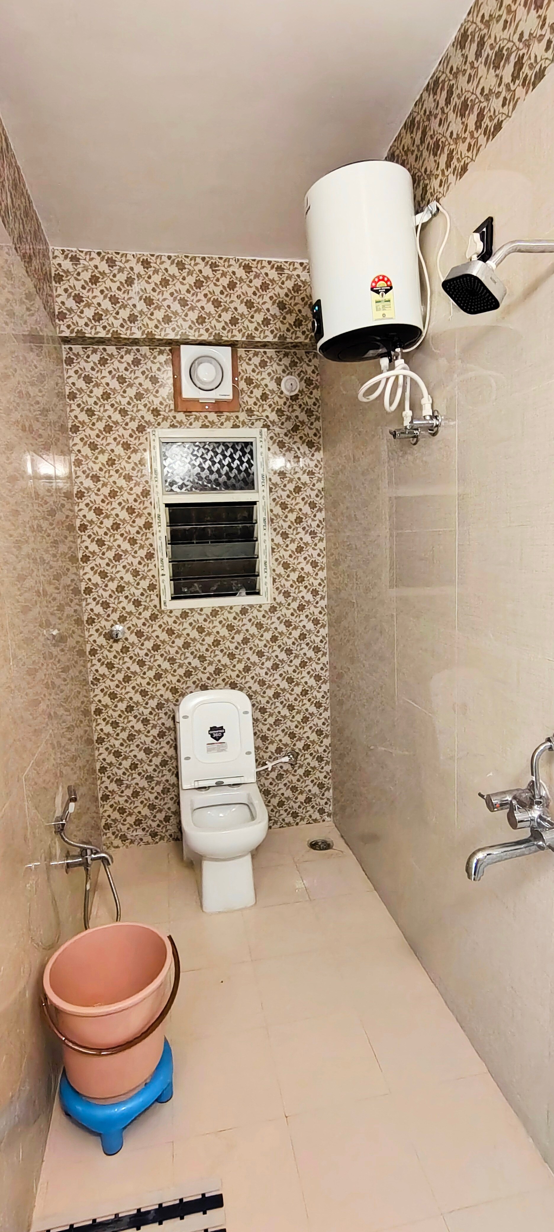 MANYAVAR GUEST HOUSE - Tap to explore photos