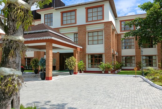 THE HOTEL KINNARA