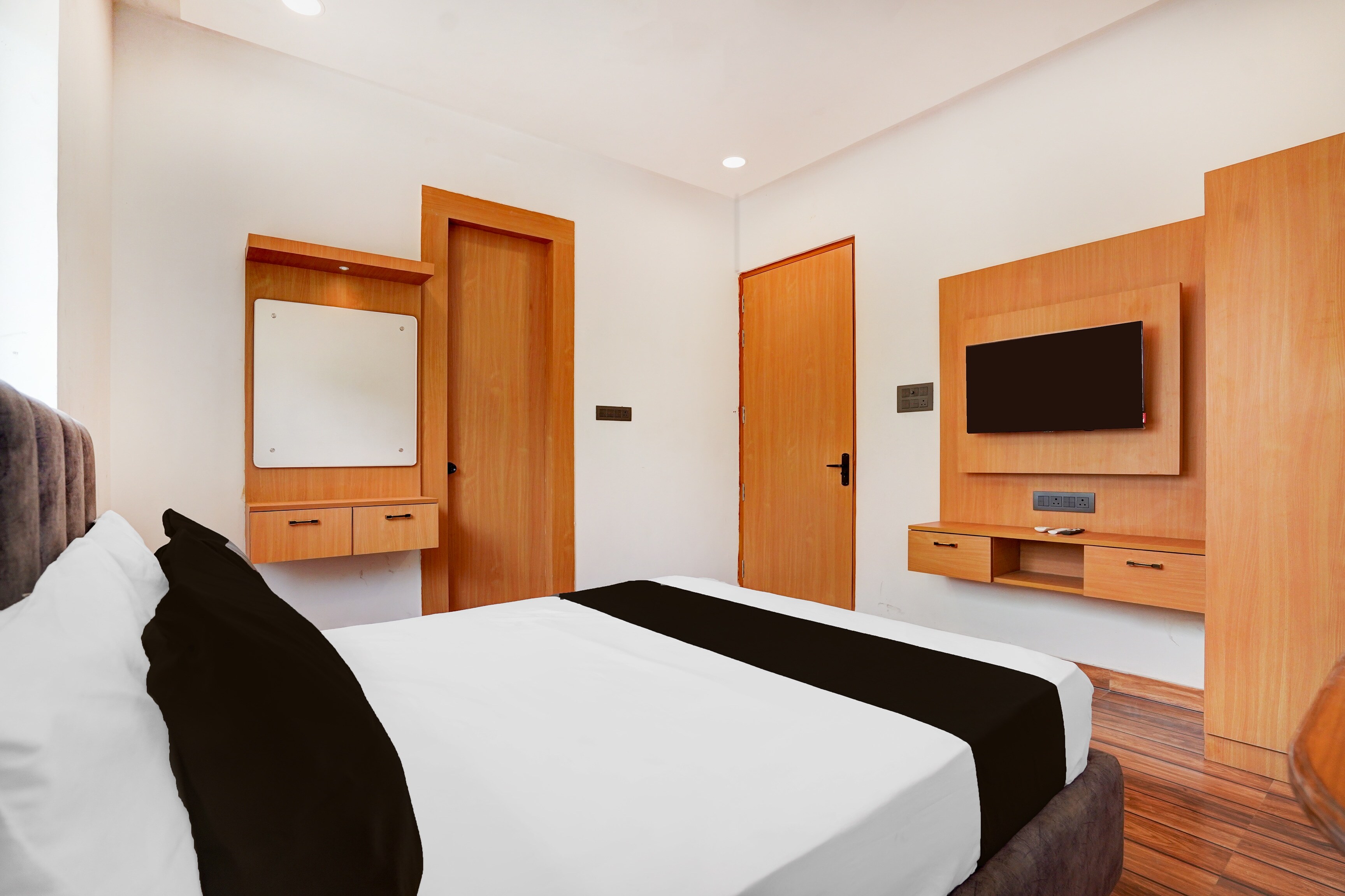 SPOT ON Aria Hotel - Tap to explore photos