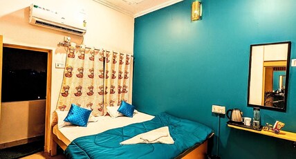 Hidden Monkey Hostel | Chet Singh Ghat Room Type - Private AC Room with Balcony (River and Fort View)