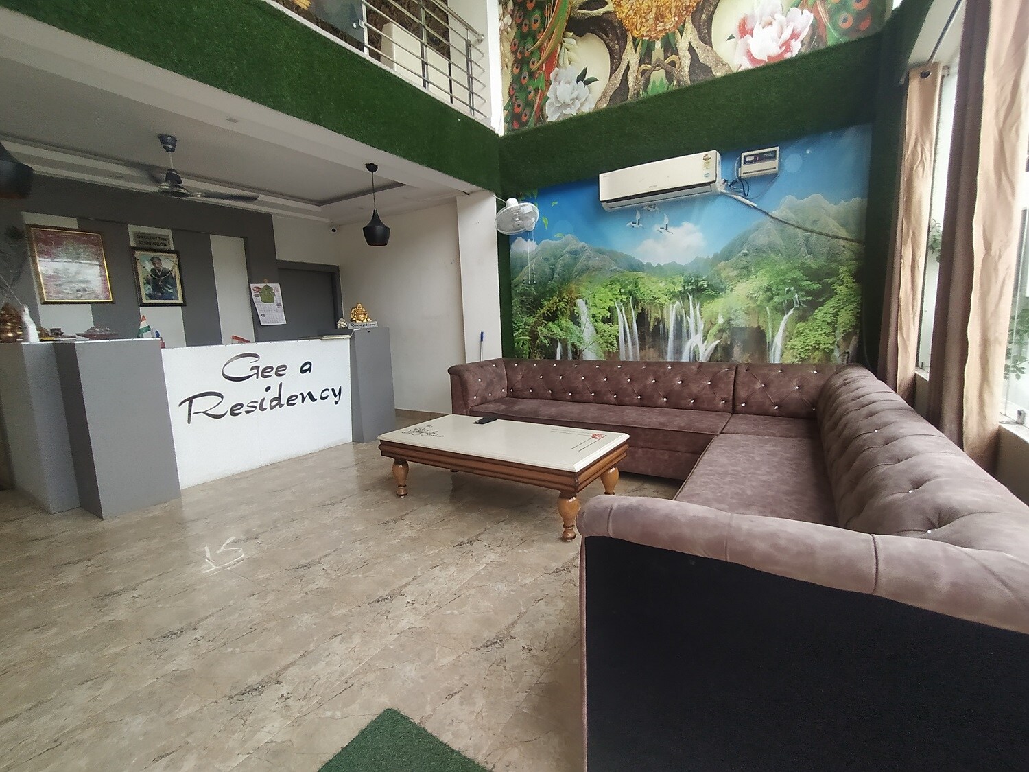Main gallery
