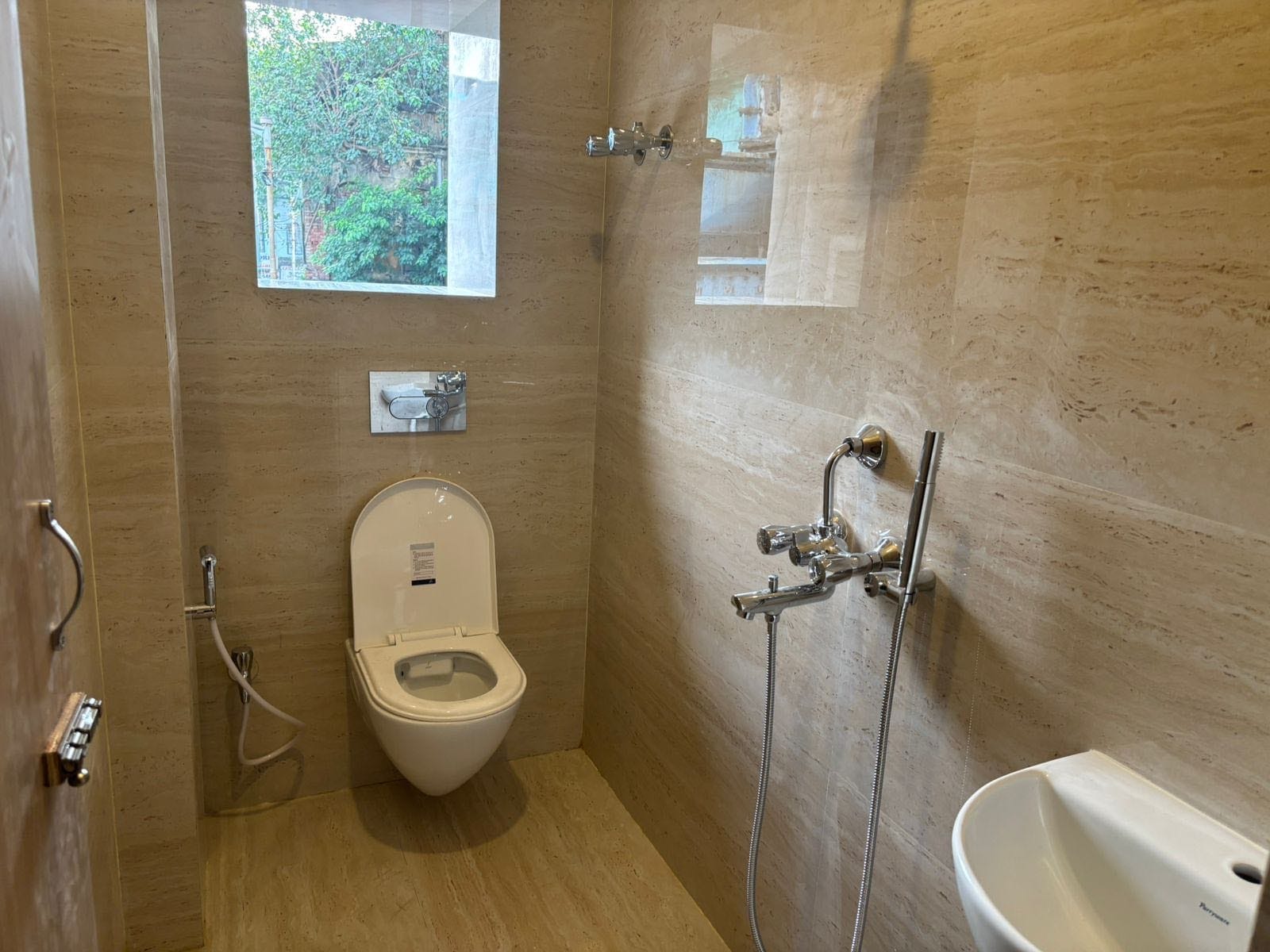 Hotel O Galaxy Guest House - Tap to explore photos
