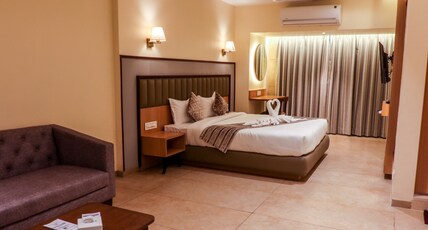 Rudra Shelter Business hotel Room Type - Suite Room