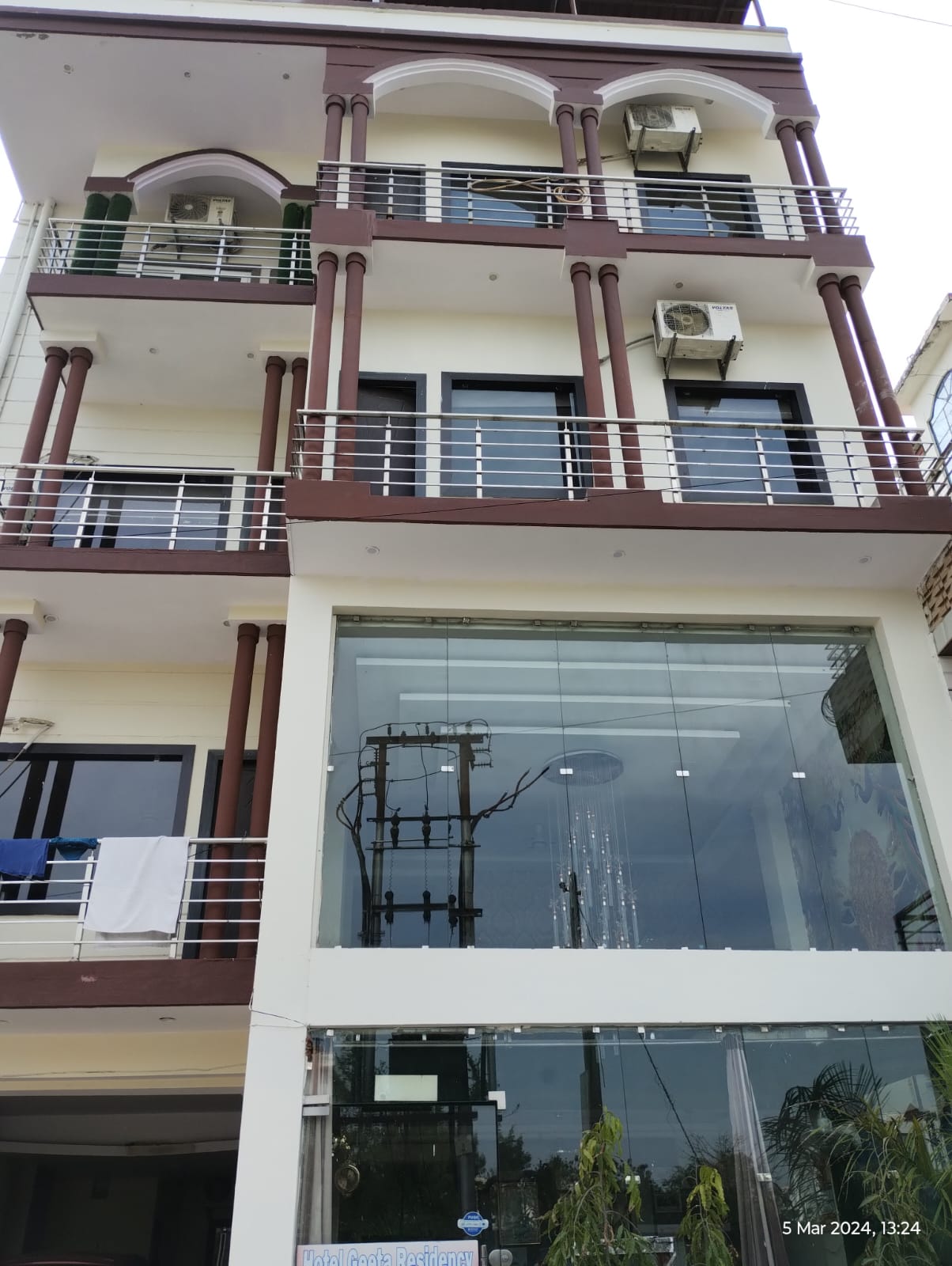Hotel Geeta Residency - Tap to explore photos