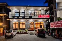 Hotel City Gold - Hotel Near Cricket Stadium