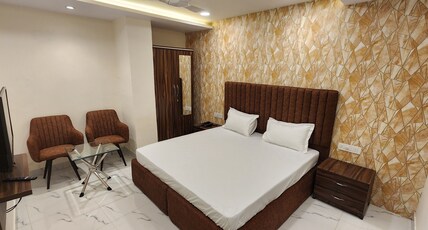 OVEL HOTEL (SKY VIEW) Room Type - SUPER DELUXE ROOM