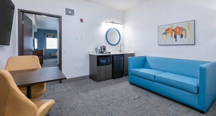 Holiday Inn Express Spokane-Valley, an IHG Hotel Room Type - 1 Bedroom Suite