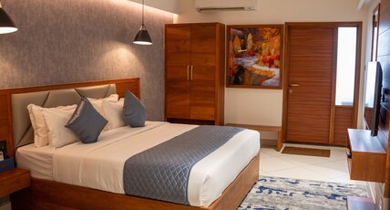 Mazarine Hotel & Resorts LLP Room Type - Deluxe Room