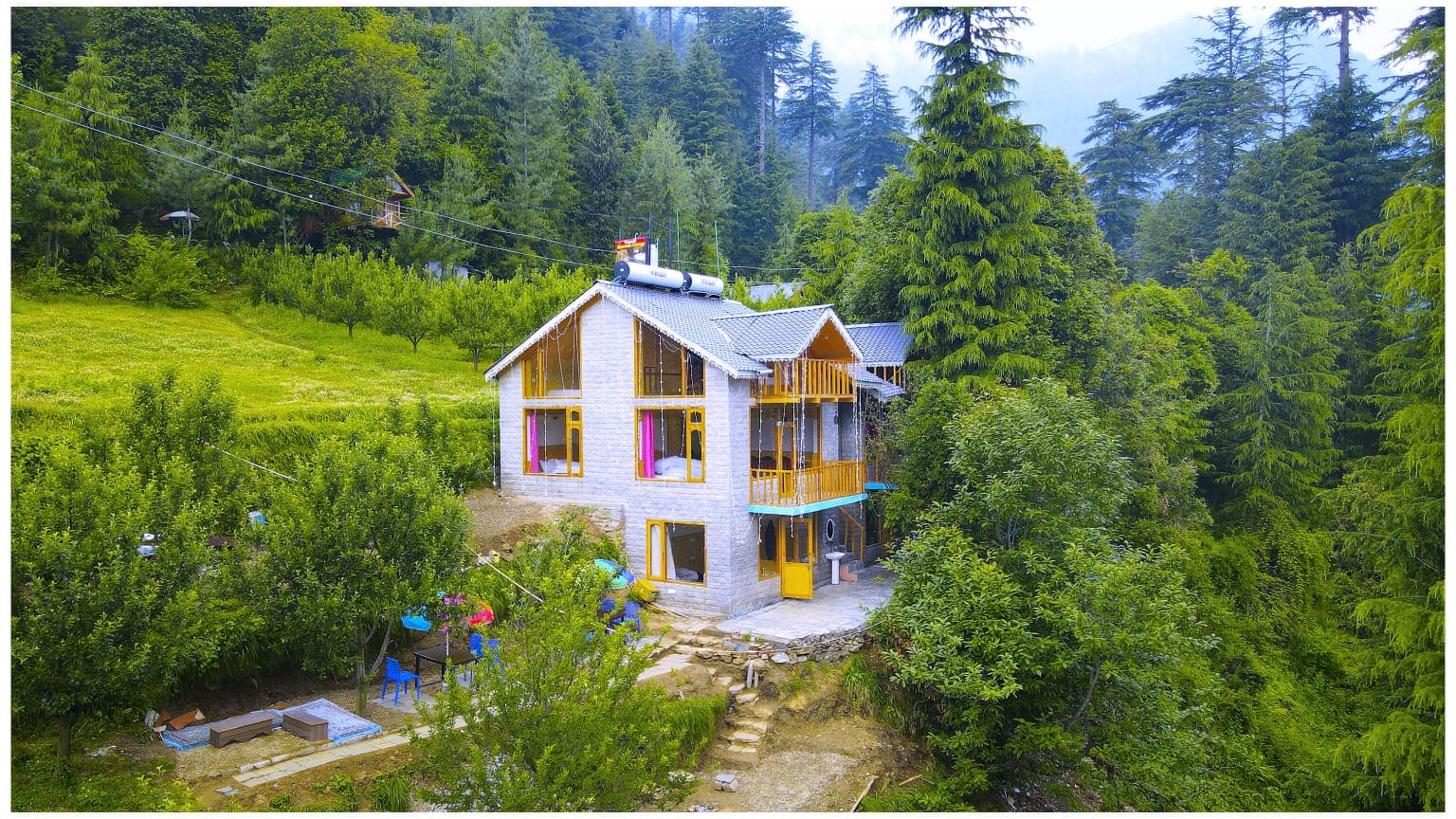 Tandi Mountain Cottage - Tap to explore photos