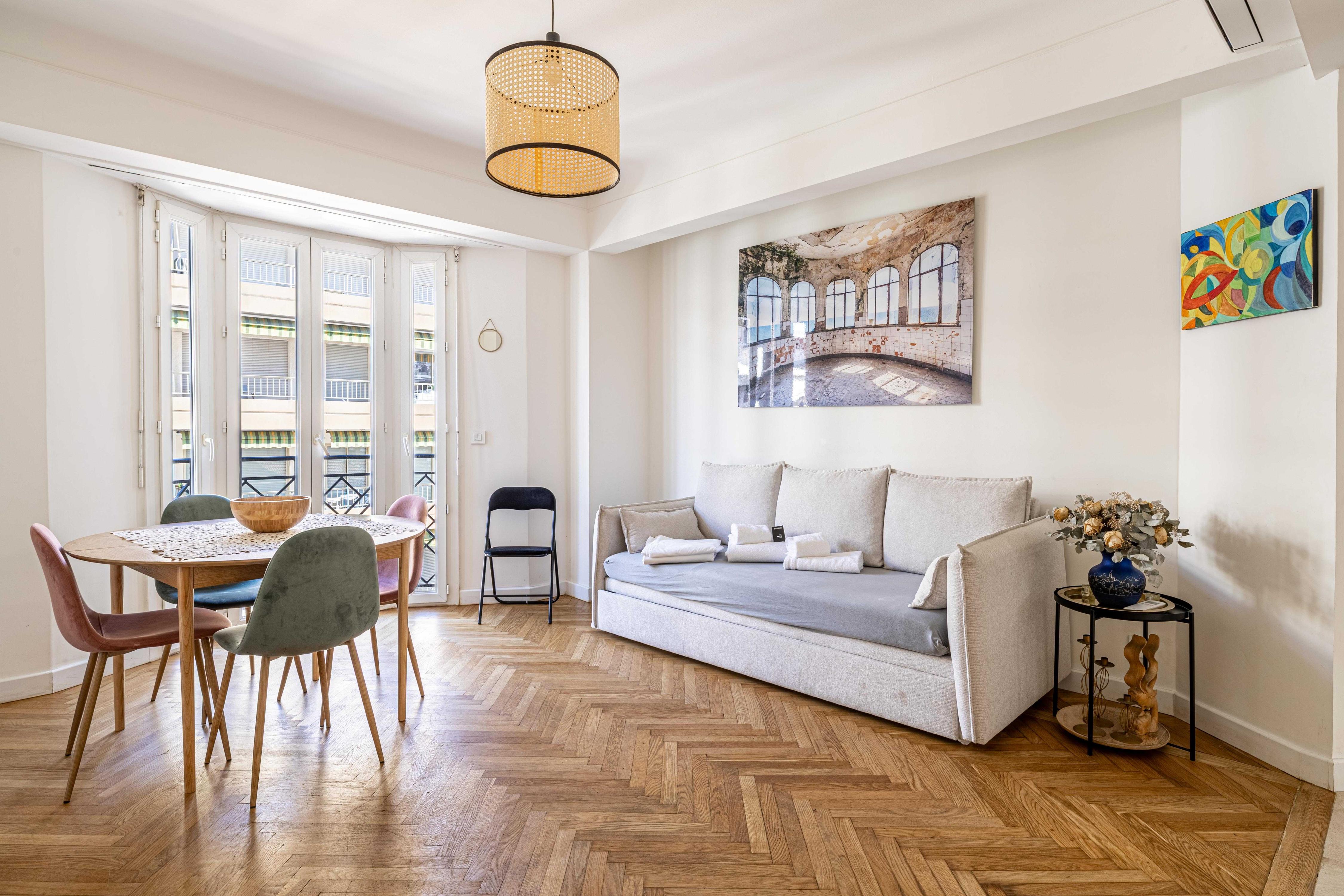 Elegance and Refinement, proximity to La Croisette - Tap to explore photos