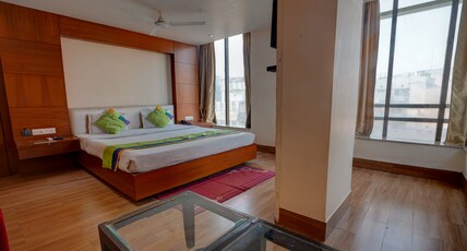 Treebo B&B Room Type - Deluxe Family Room