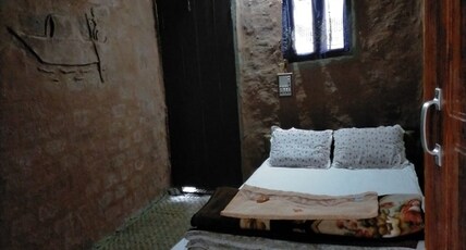 RISONG TRADITIONAL FAMILY COTTAGE Room Type - Basic Cottage Room