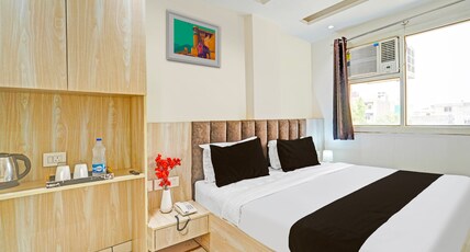 Super Hotel O Luxury Inn Room Type - Classic