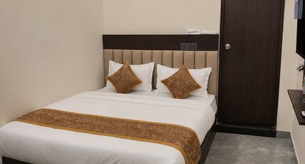 Barsana Suites Room Type - Luxury standard room