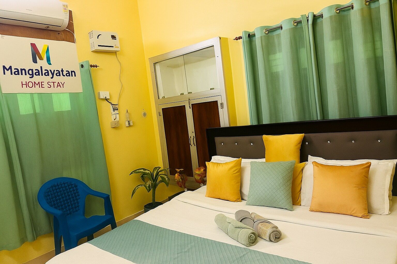 Mangalayatan Home Stay - Tap to explore photos